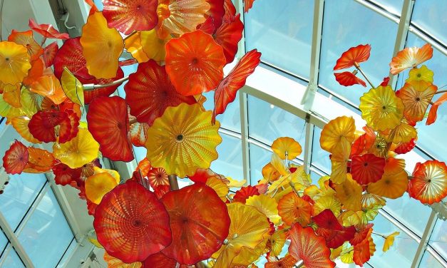 A Walk Through Chihuly Garden and Glass in Seattle – Home to the Amazing Art of Dale Chihuly